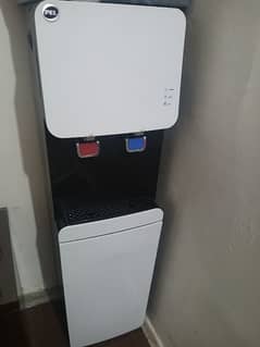 Pel Water Dispenser with frige