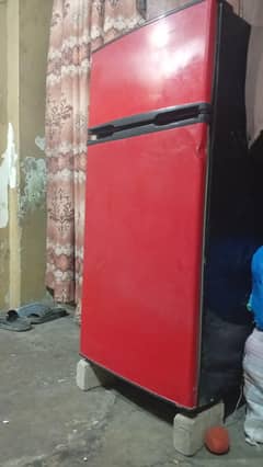 Dawlance Room Freezer – Excellent Condition