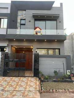 Hot Location 3 Marla Brand New House For Sale In Al-Kabir Town Raiwind Road Lahore