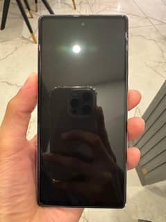 GOOGLE PIXEL 6A.