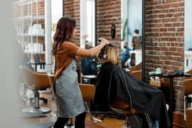 Female Staff Requried Fresher/Experienced For Beauty Salon In Lahore