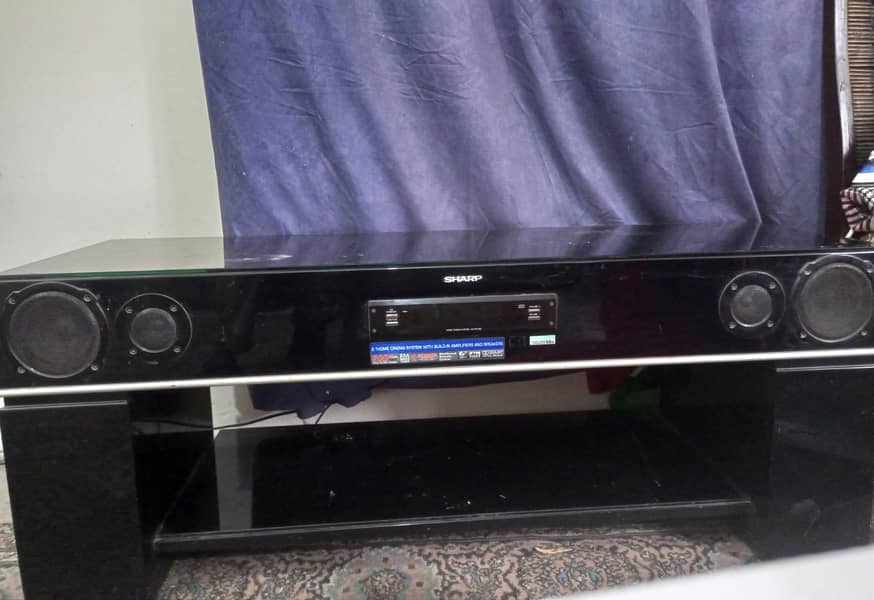 2.1 Home Sound System with built-in amplifiers and speakers. 0