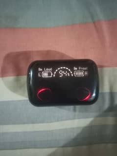 air pods for sale in good condition only single hand used