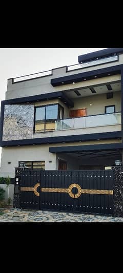5 Marla Brand New House Available For Rent
