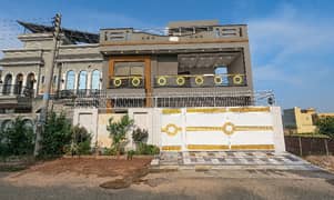 Prime Location House Of 10 Marla Is Available For sale In Al Rehman Phase 2 - Block G, Lahore