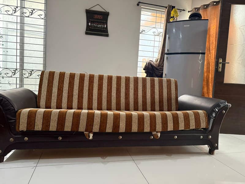 Sofa com bed Good condition 4