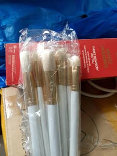 makeup brushes