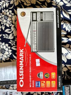 Olsenmark OMR1276 Portable Radio With 3 Band, Black