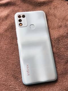 Infinix Hot 10 Play.