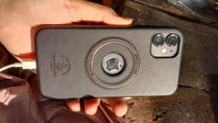iphone 11 64gb urgent sale  10/8 never open waterpack