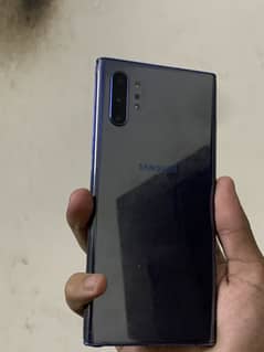 *Samsung galaxy note 10 plus*