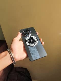 spark 30 pro bilkul new hai warranty mai hai