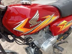Honda 125 2021 model total genuine condition 10/10 head side engin pak