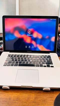 MacBook pro 2012 mint condition