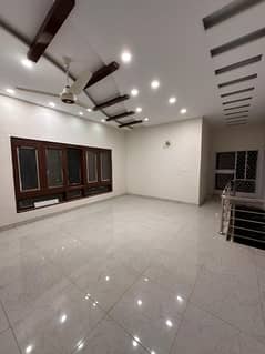 Faimly flat for rent brand new yousaf colony