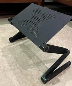 laptop stand new condition 0328 4374683
