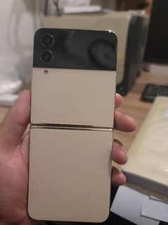 Samsung Z Flip (8/256)