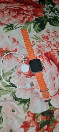 10/10 condition Hi-Tech smart watch only watch and charging lead
