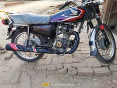 Honda cg 125.2017 model. lush condition
