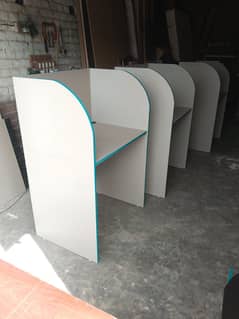 workstation | cluster | cubicle | study table