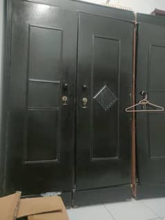 3 Door Wooden Wardrobe