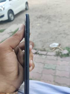one plus 9 pro . . . 12/256