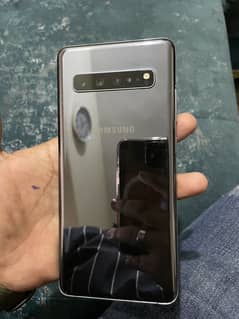 Samsung mobile S10 5G 8/128
