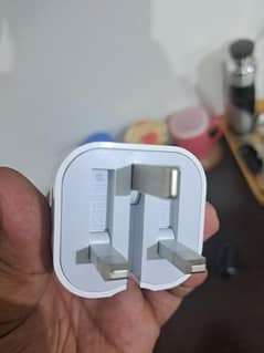 Apple IPhone Original 3 Pin C type Adopter Call 0,3,4,3,4,4,4,8,7,6,7