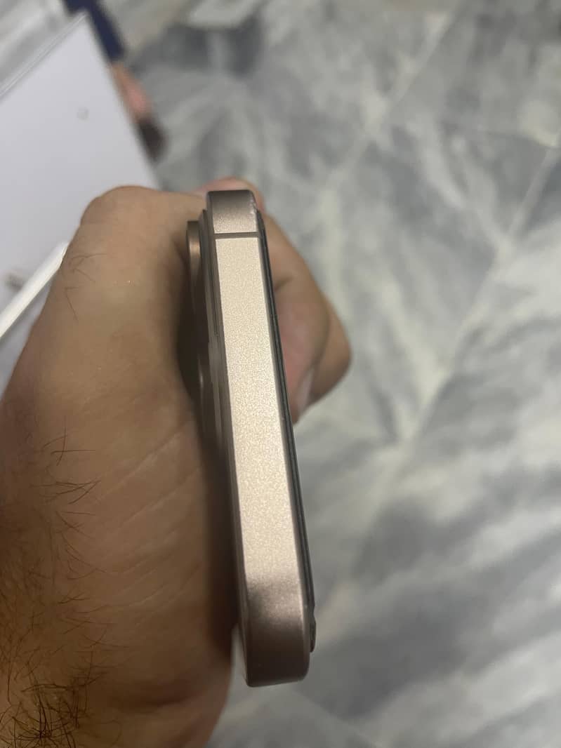iPhone XR LLA convert to 16 Pro not Jv or factory lock only pta block 1