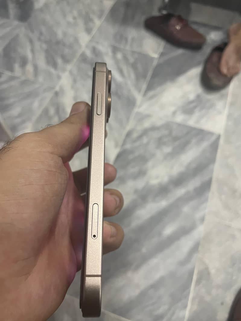 iPhone XR LLA convert to 16 Pro not Jv or factory lock only pta block 4