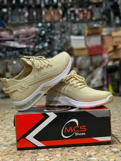 Black Stylish Shoes For Boy's shoe's /joggers/sneakers/branded shoe's