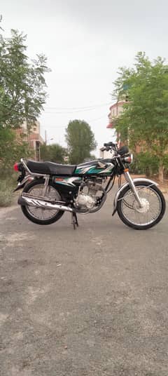 I want to sell my Honda CG125 2023 none accidental drive like new