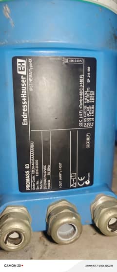 Mass flow meter