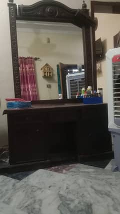 dressing table