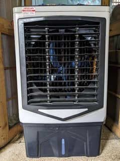 COOLER 12v DC  SAME AS NEW with adapter
