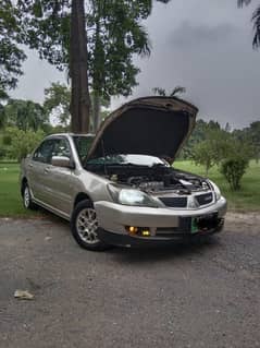 Mitsubishi Lancer Glx 1.6 Automatic SR