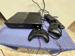 X box one 1 tb with 10 latest games