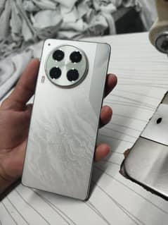 12+6 /256gb camon 30
