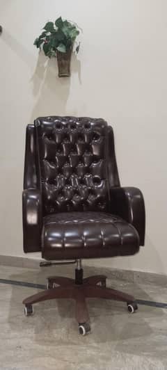 Office Chair 1 Month use