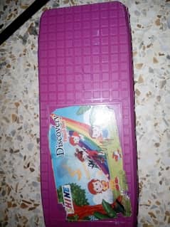 1 geometry 2 eraser 2 shorpner 1 campus  1 skale  1 file  or stick