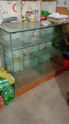 glass counter sale (set  karwalo carpenter se)