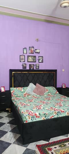 velvet bed