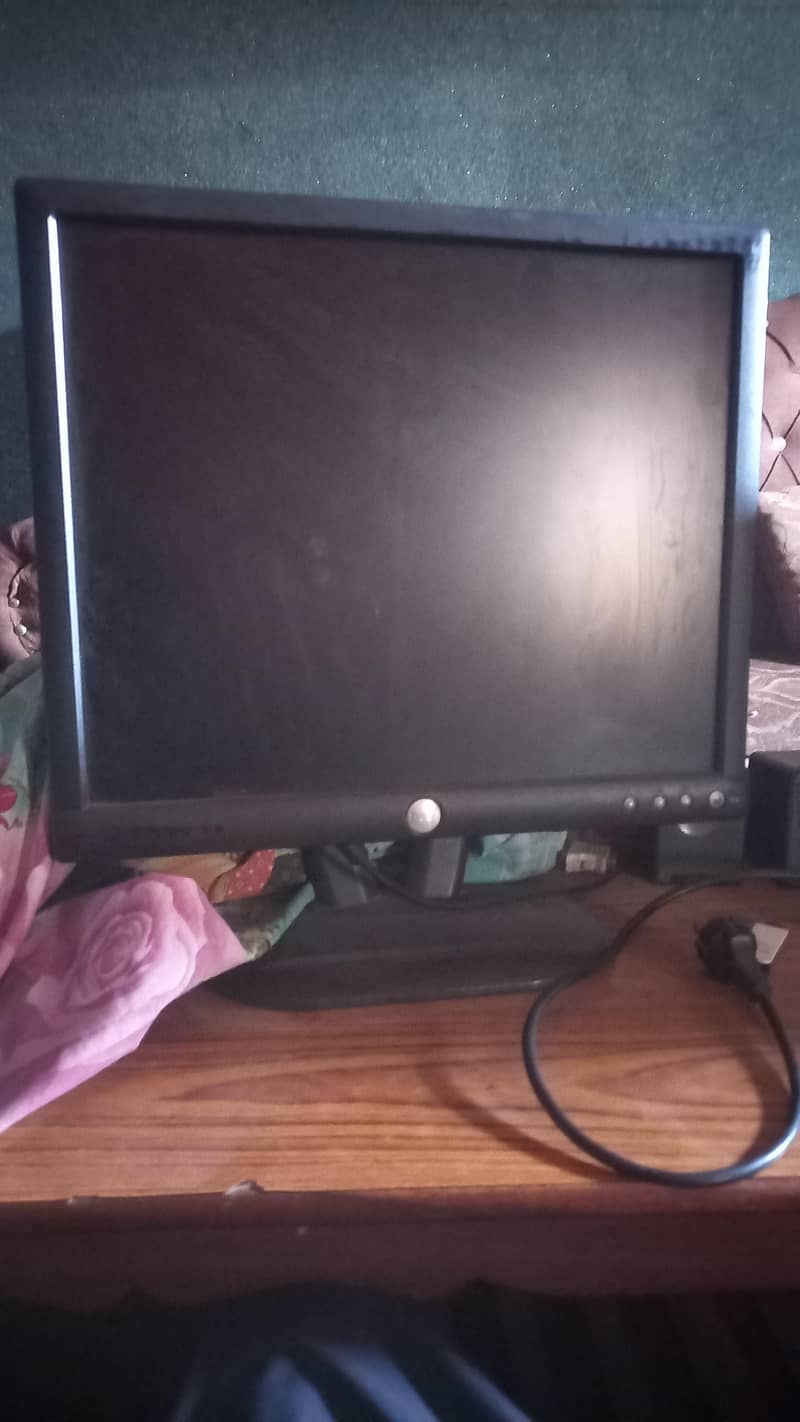 Dell core i3 7th generation with Nvidia GTX 960 GPU 2