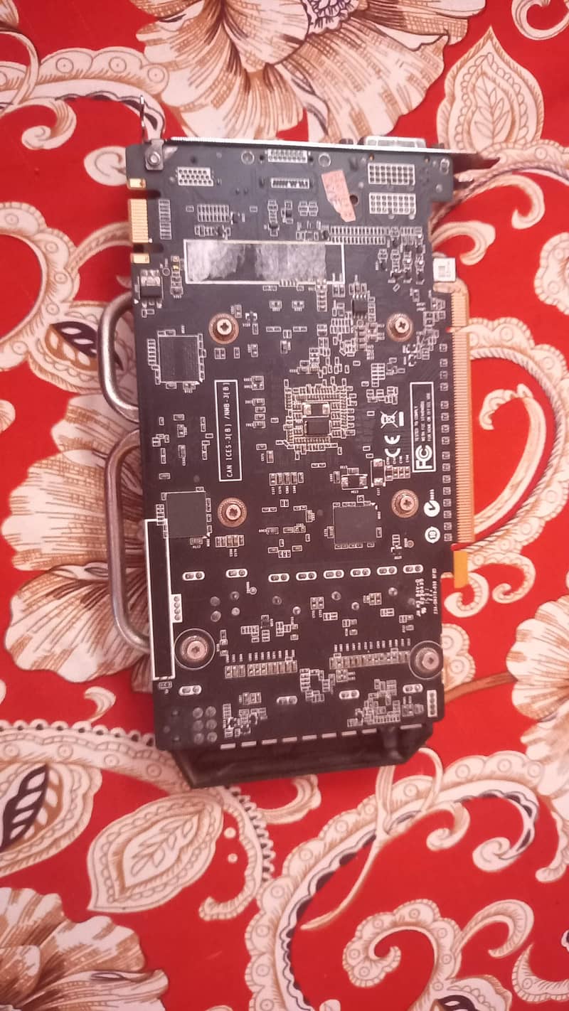 Dell core i3 7th generation with Nvidia GTX 960 GPU 4