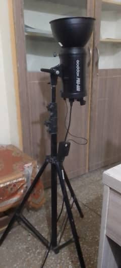 Goddox PRO-600