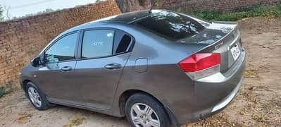 Honda city car model 2010 ac . ok heatr ok engine ok saaf halt ma