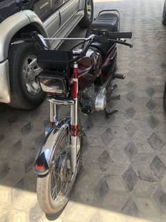 Honda 125 22model Islamabad no good condition ma ha