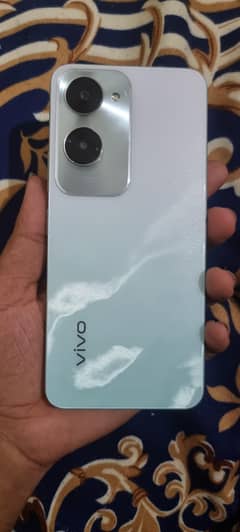 Vivo Y18