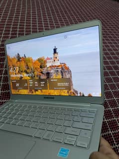 Samsung | NoteBook 9 900X3T | 256GB SSD | 8GB RAM