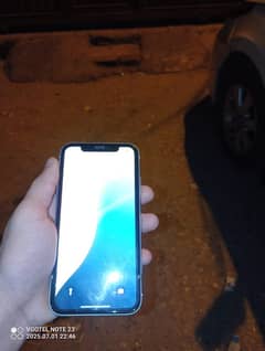 iphone XR (128)GB